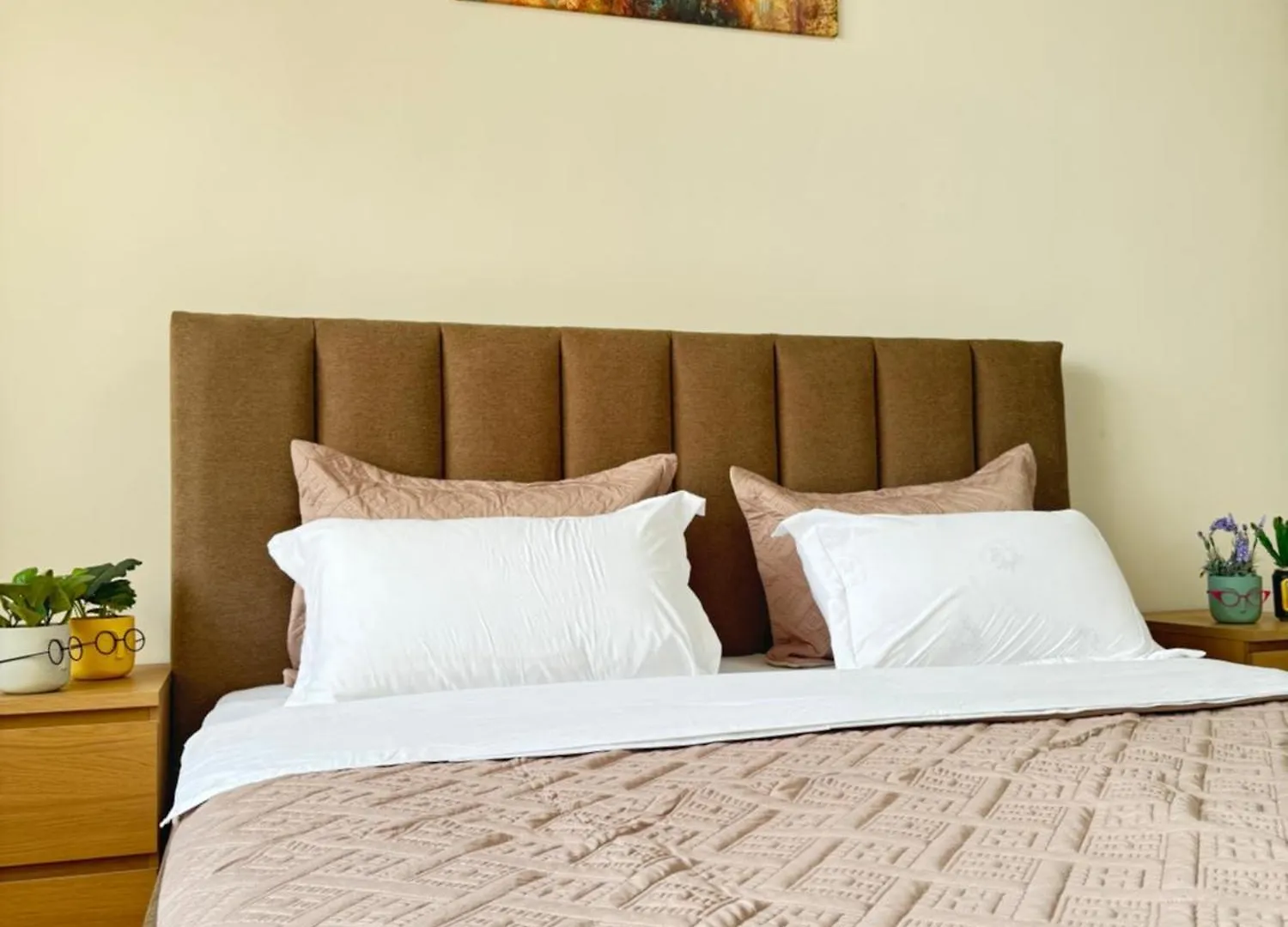 3 Room Цент Города С Видом На Горы Almaty 0*,  Kazakhstan